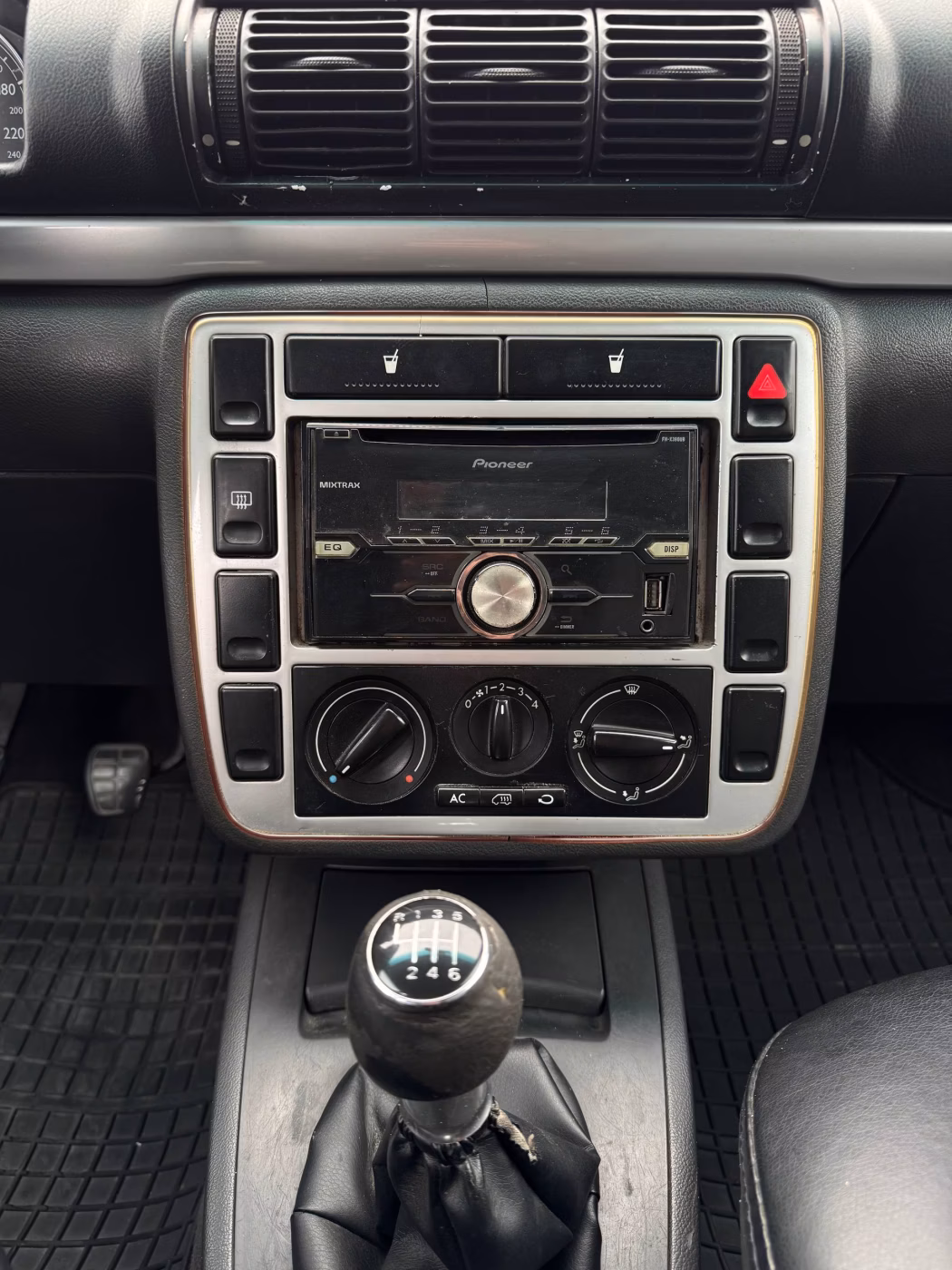 Ford Galaxy фото 10