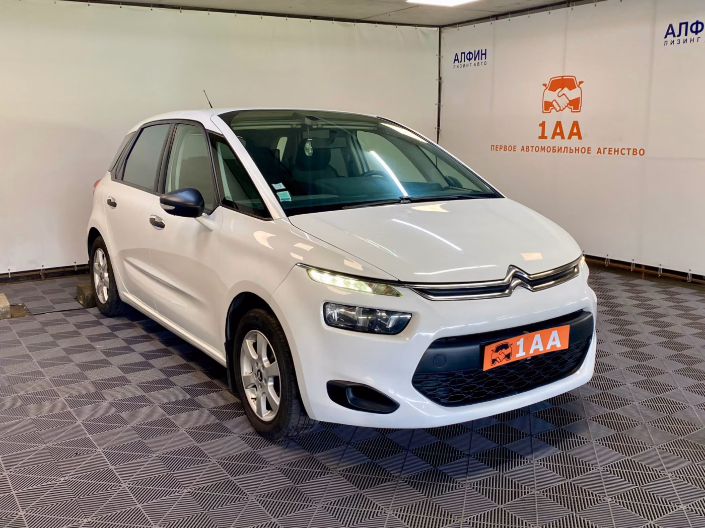 Citroen C4 Picasso фото 2