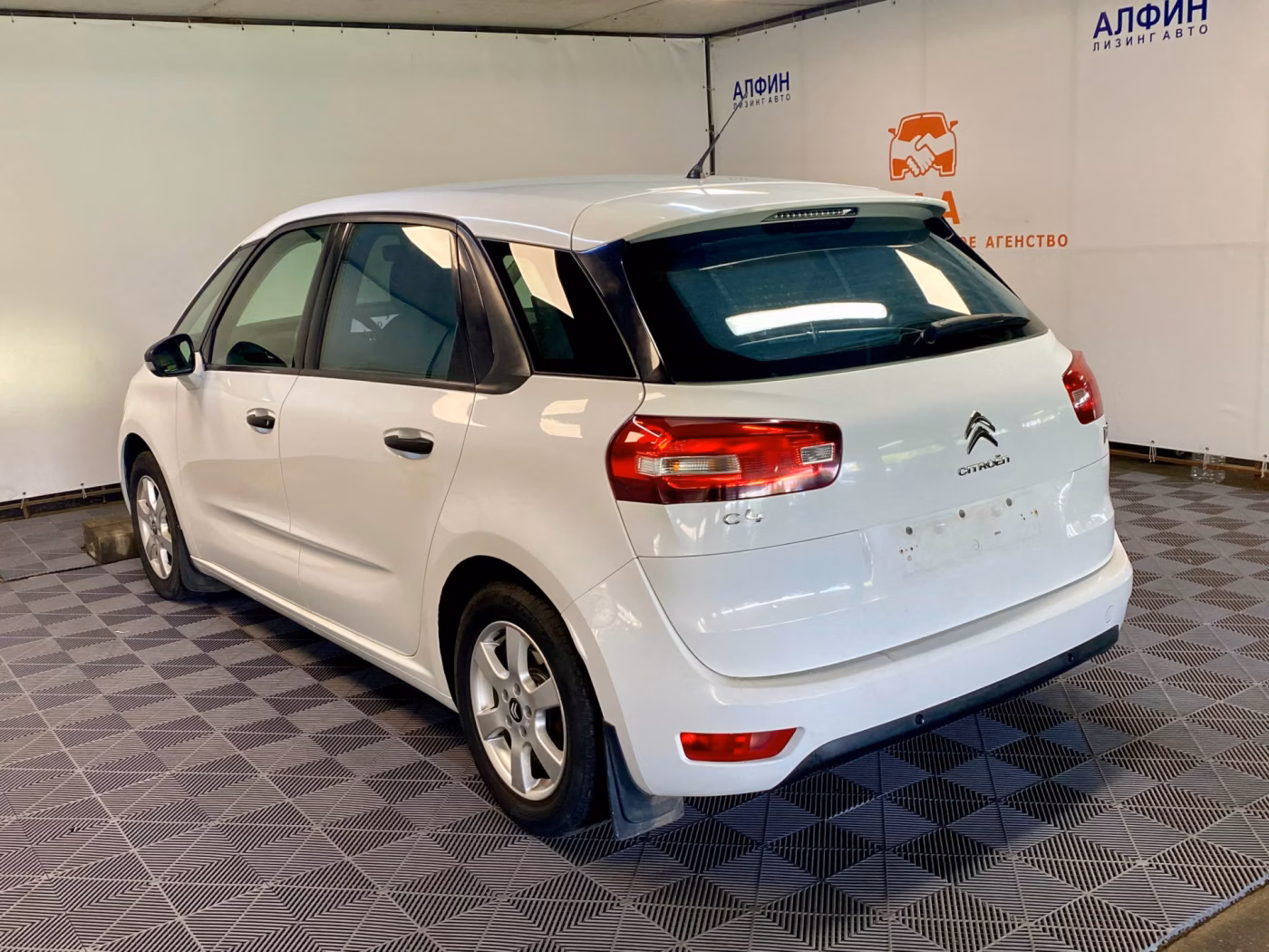 Citroen C4 Picasso фото 4