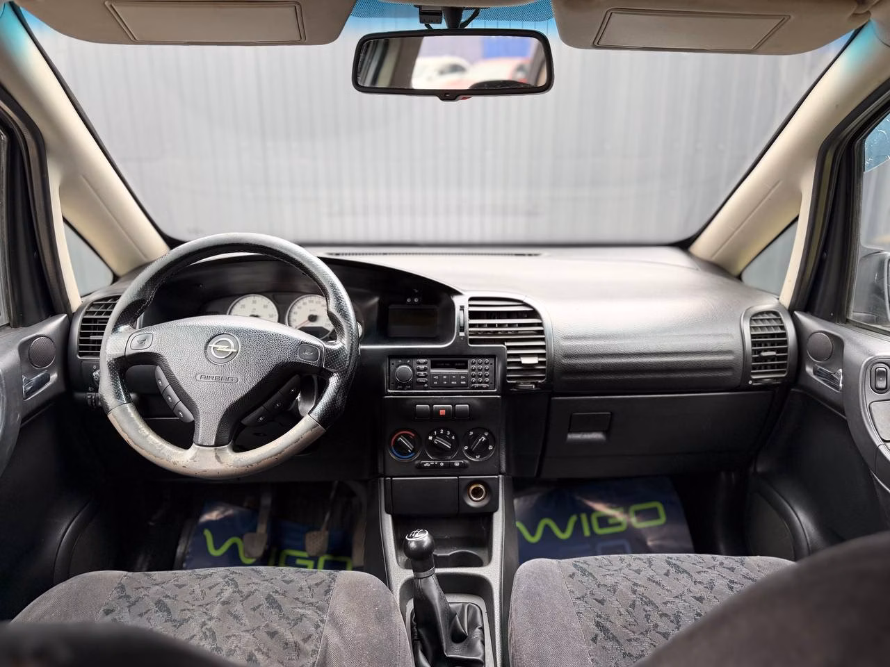 Opel Zafira фото 11