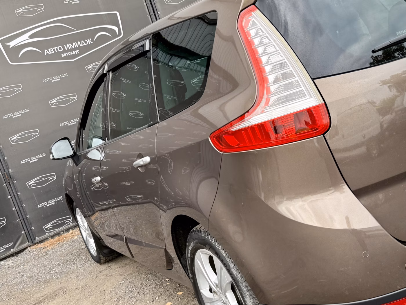 Renault Grand Scenic фото 9