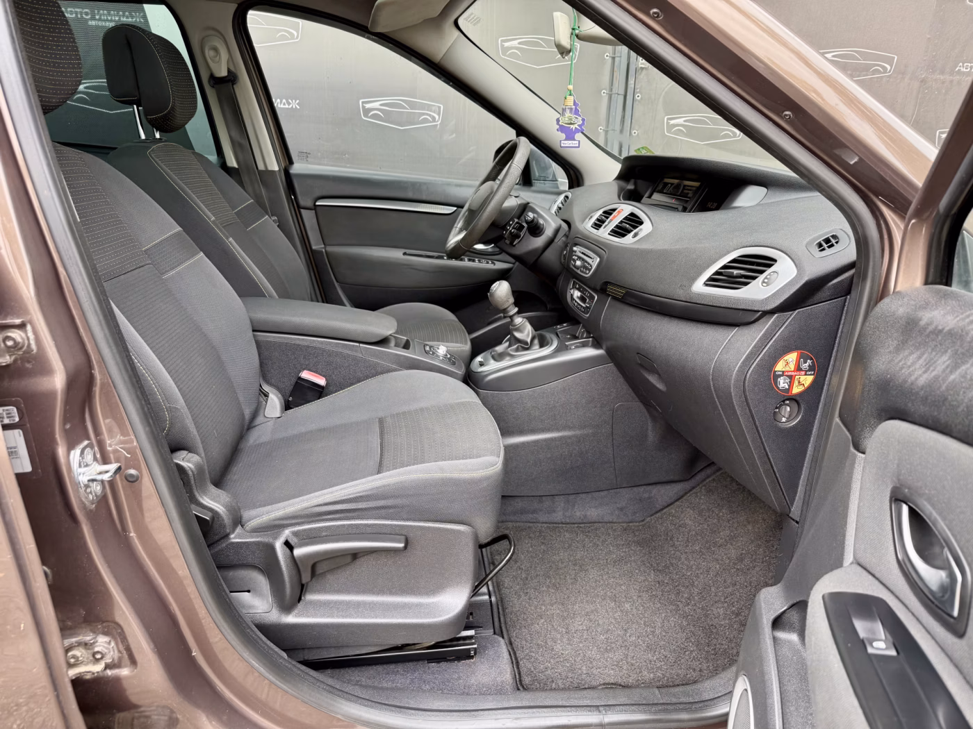 Renault Grand Scenic фото 14