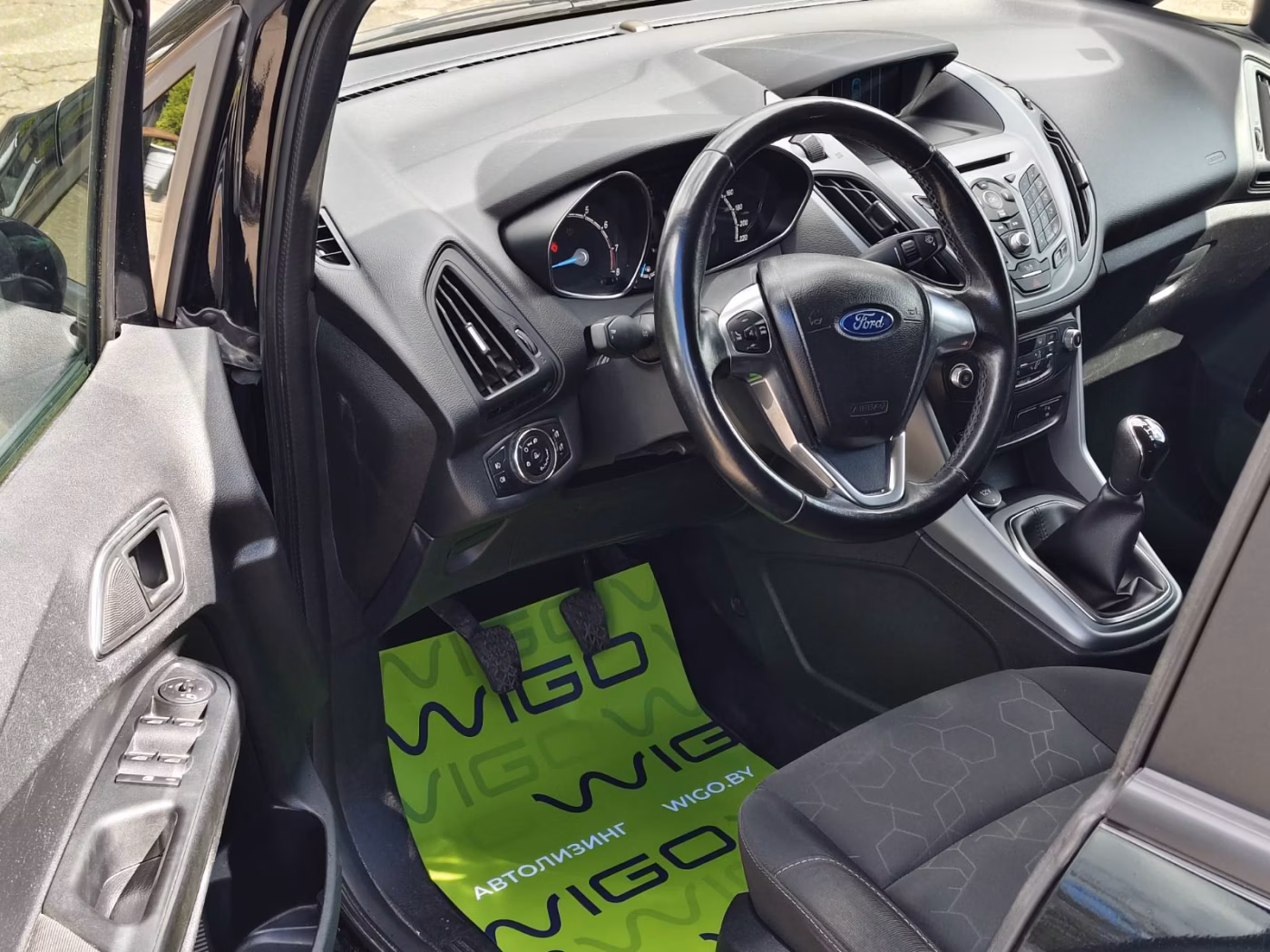 Ford B-MAX фото 11