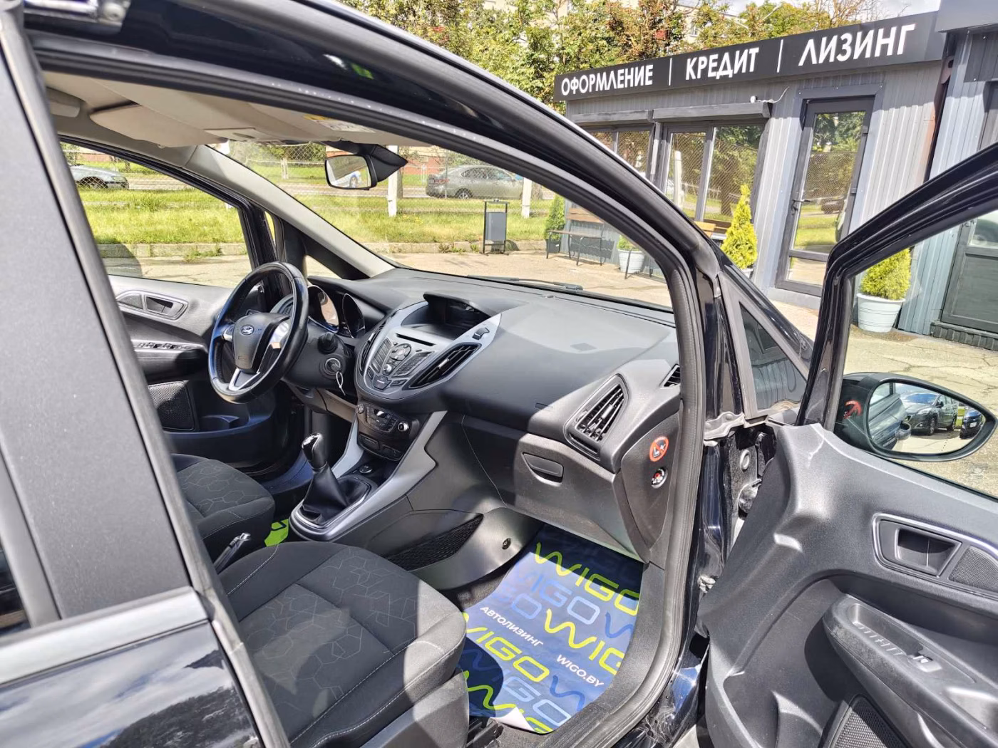 Ford B-MAX фото 15