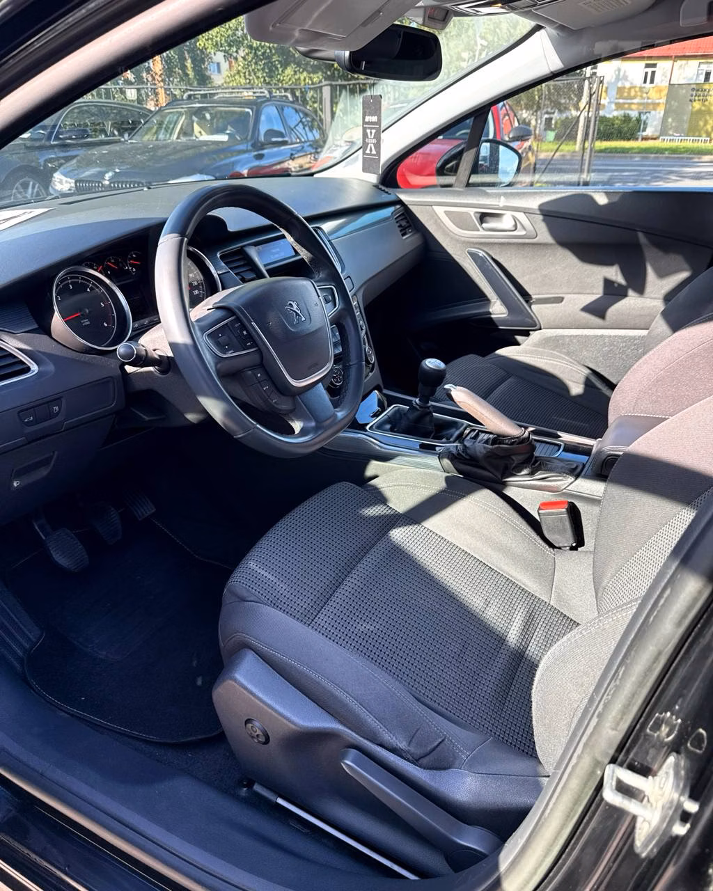 Peugeot 508 фото 10
