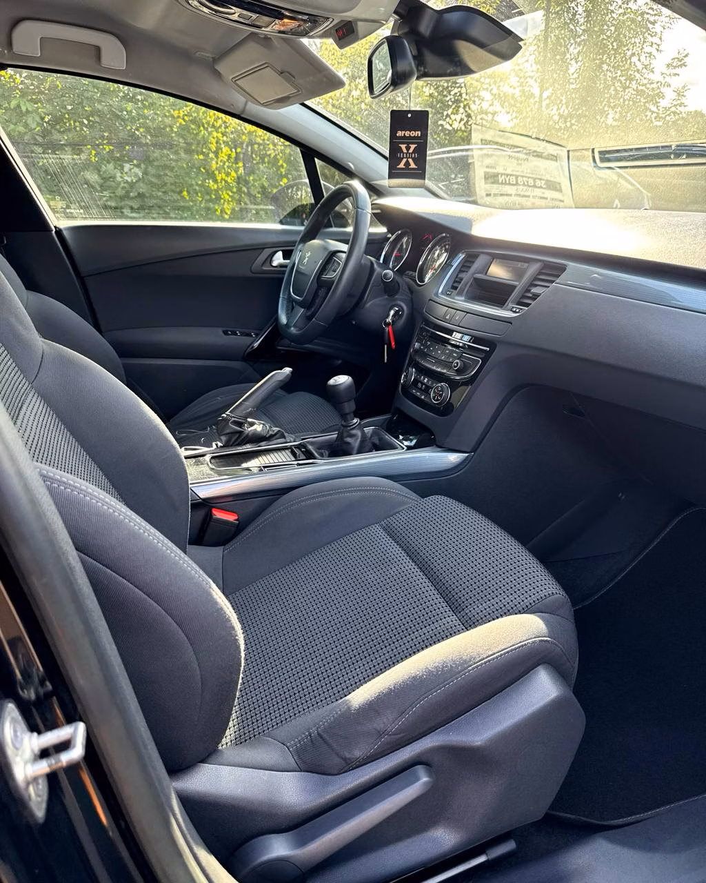 Peugeot 508 фото 12