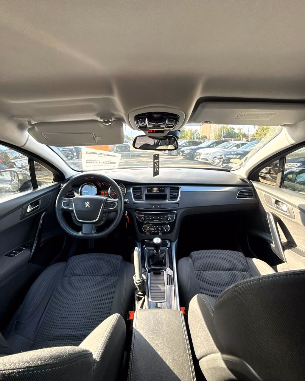 Peugeot 508 фото 14