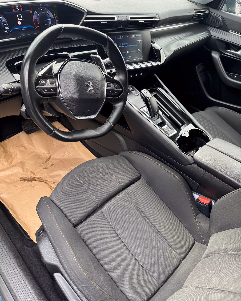 Peugeot 508 фото 9