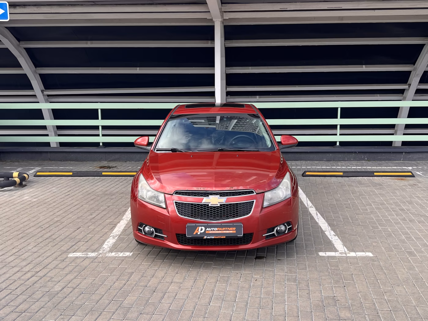 Chevrolet Cruze фото 2