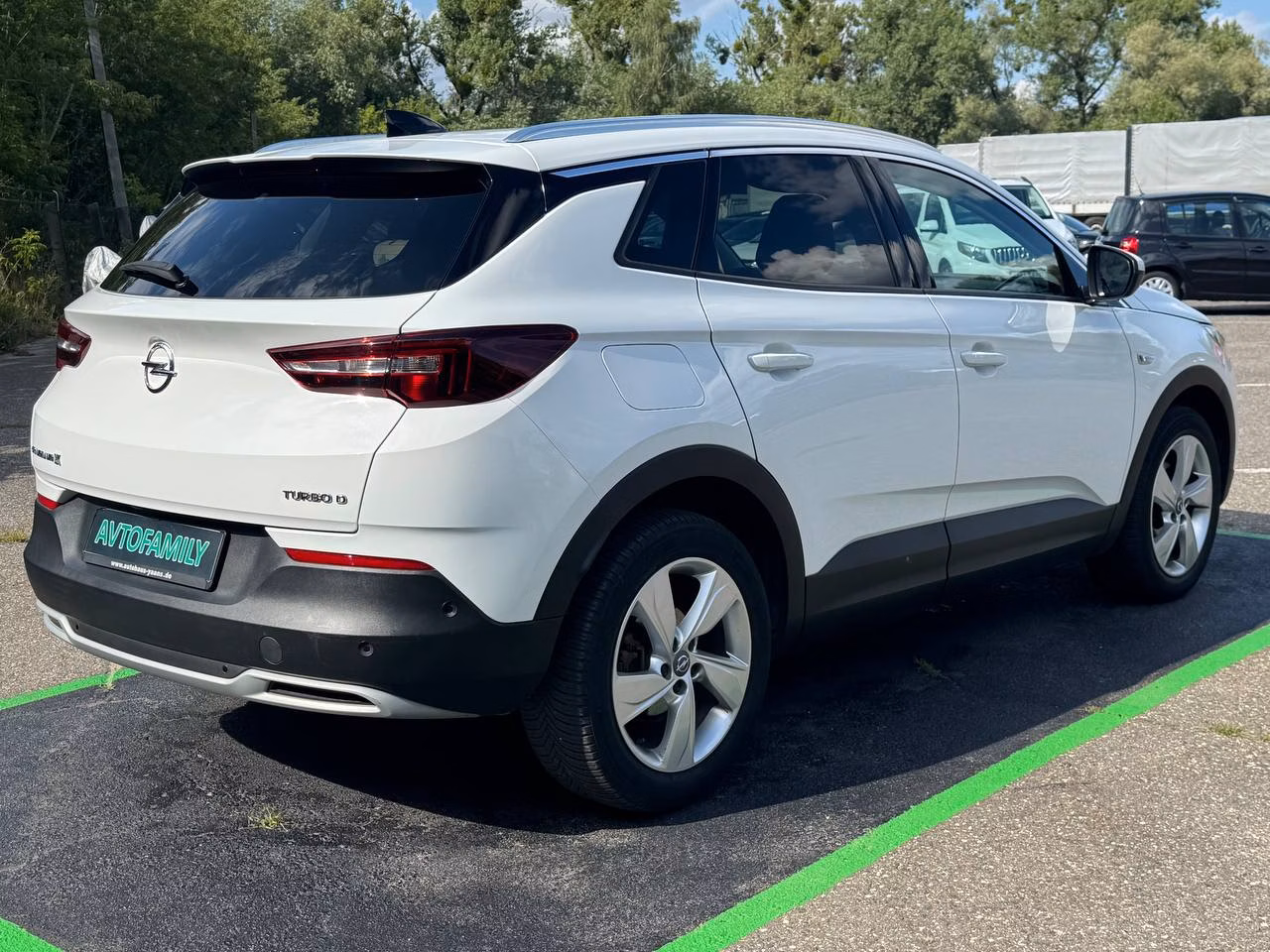Opel Grandland X фото 9