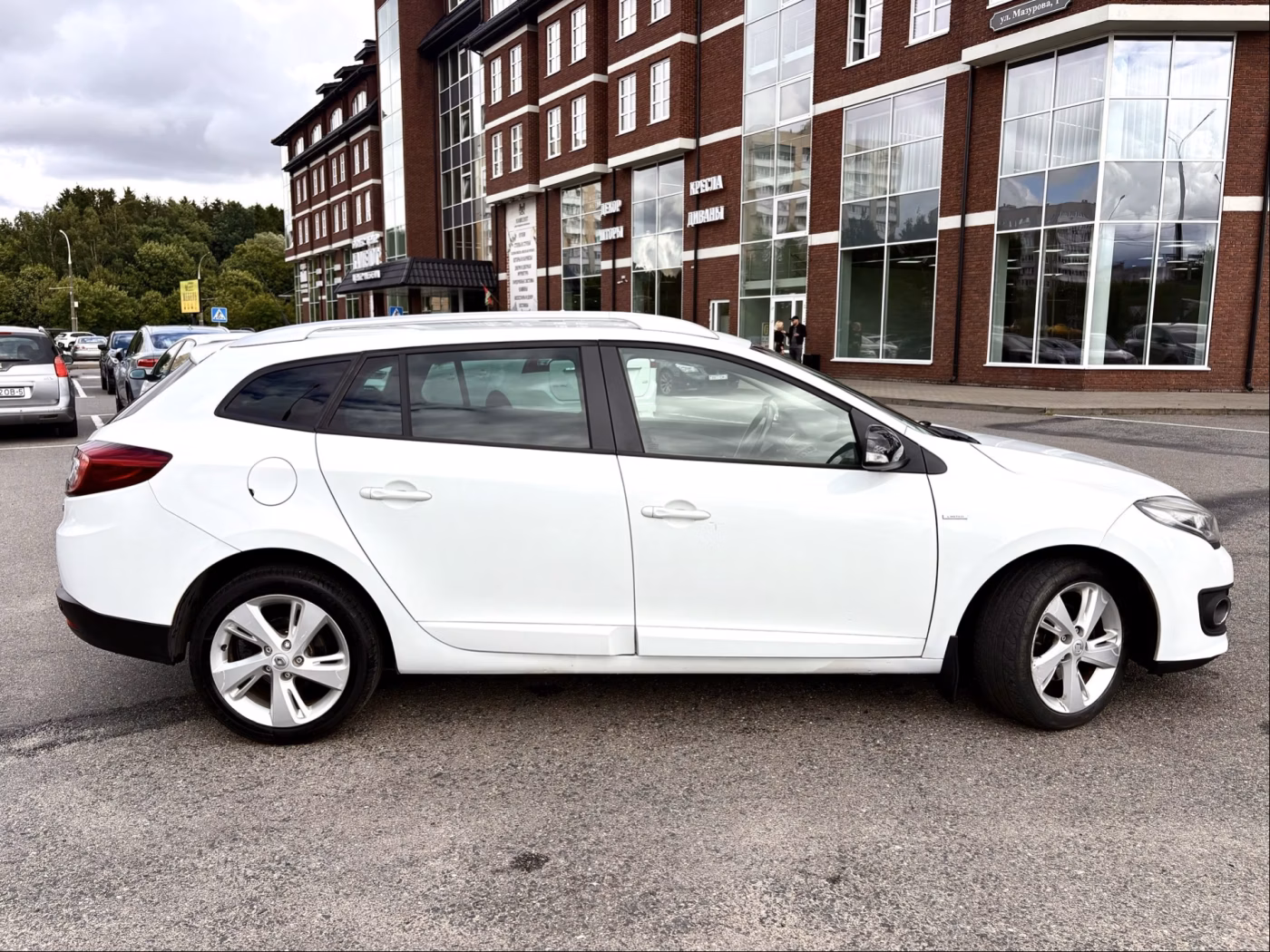 Renault Megane фото 8