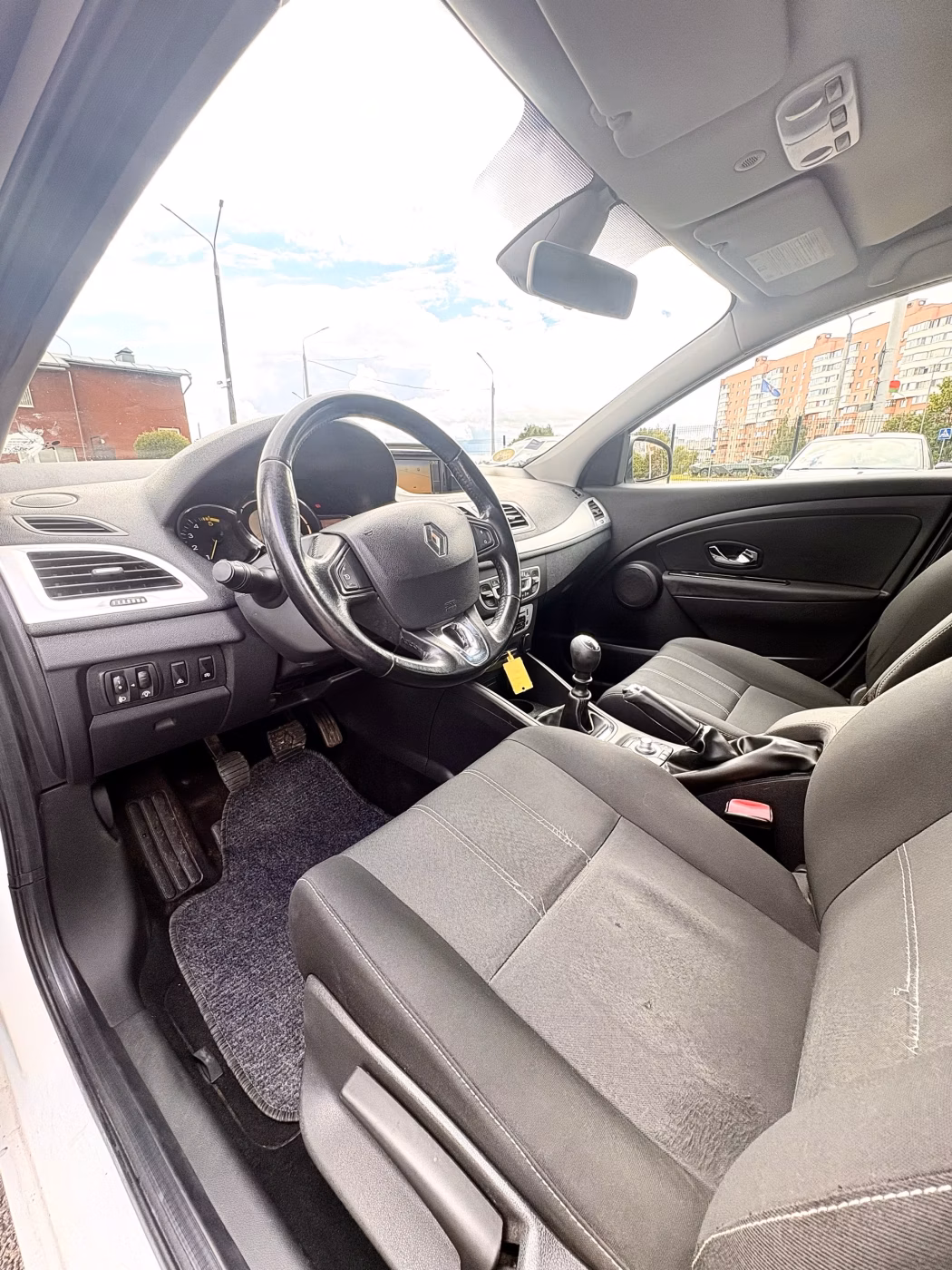Renault Megane фото 15