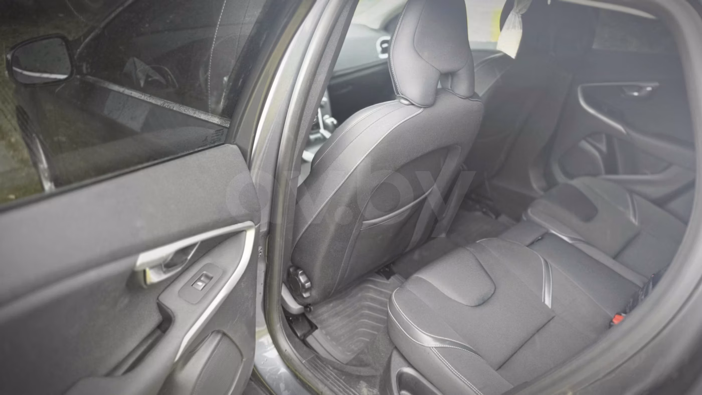 Volvo V40 фото 3