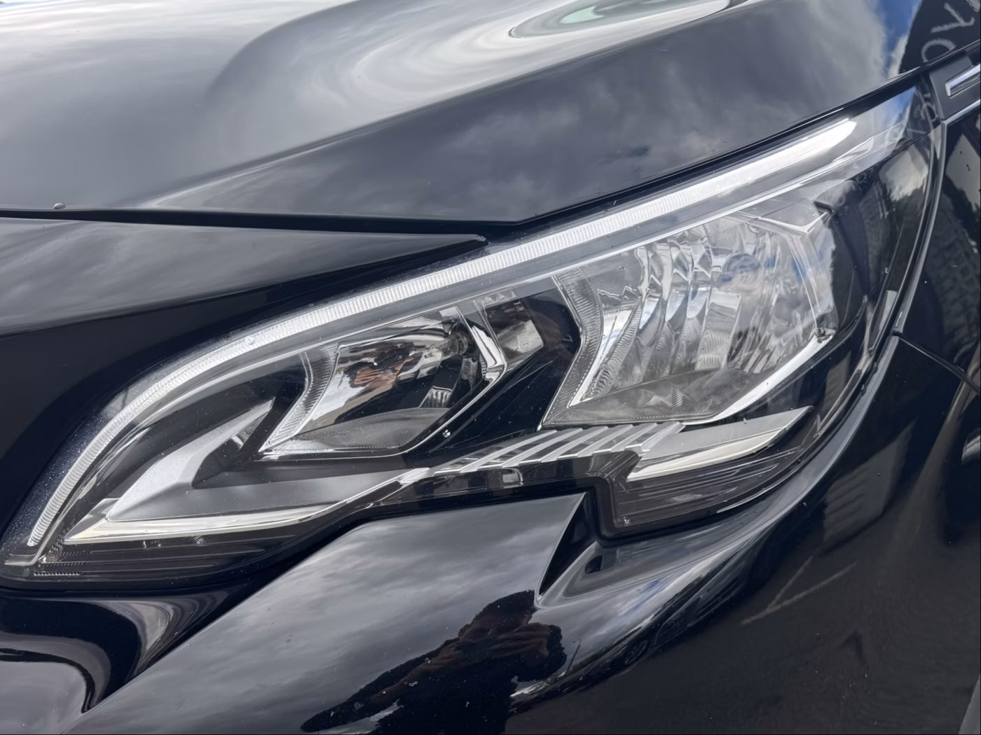 Peugeot 5008 фото 20