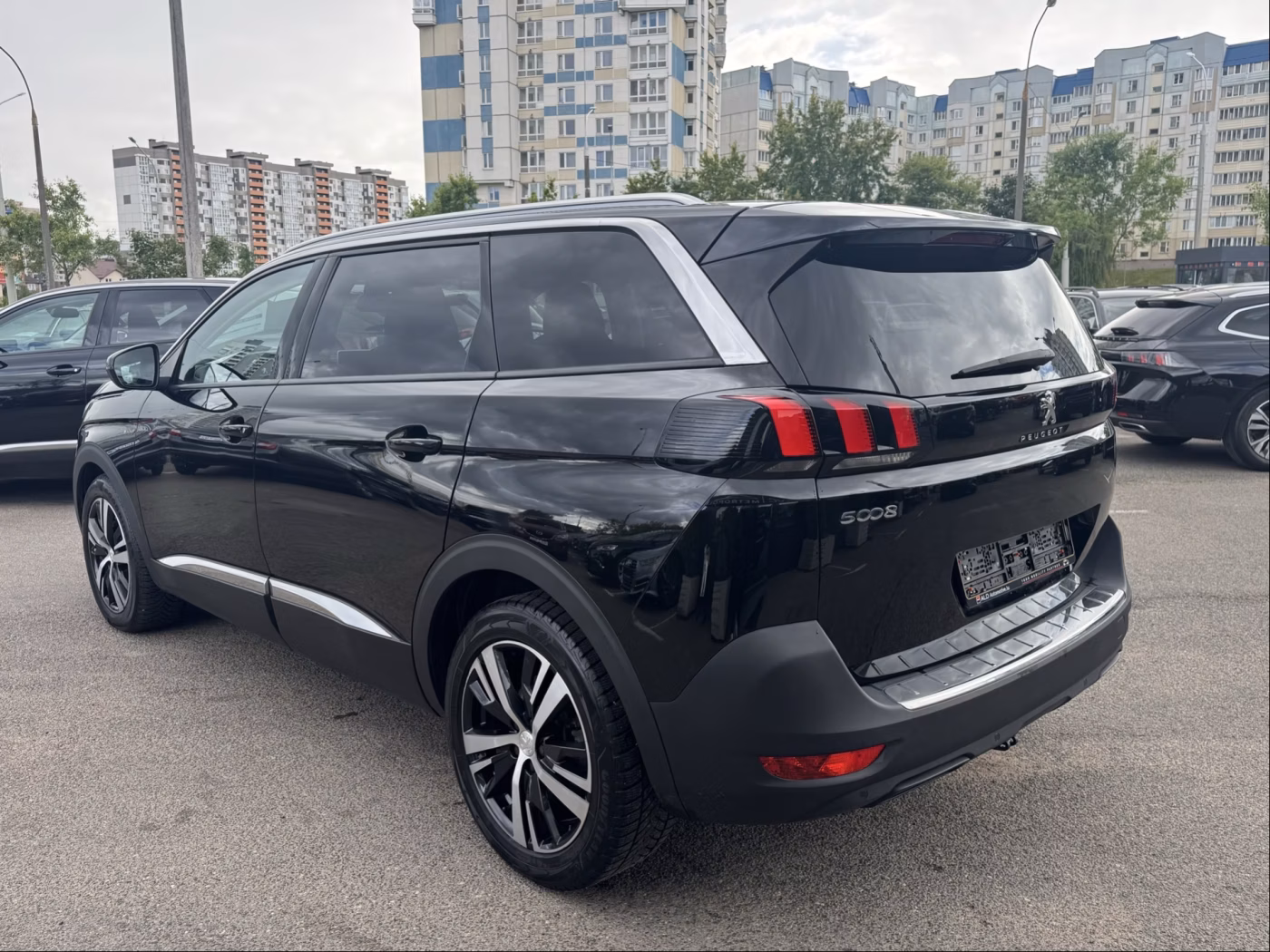 Peugeot 5008 фото 5