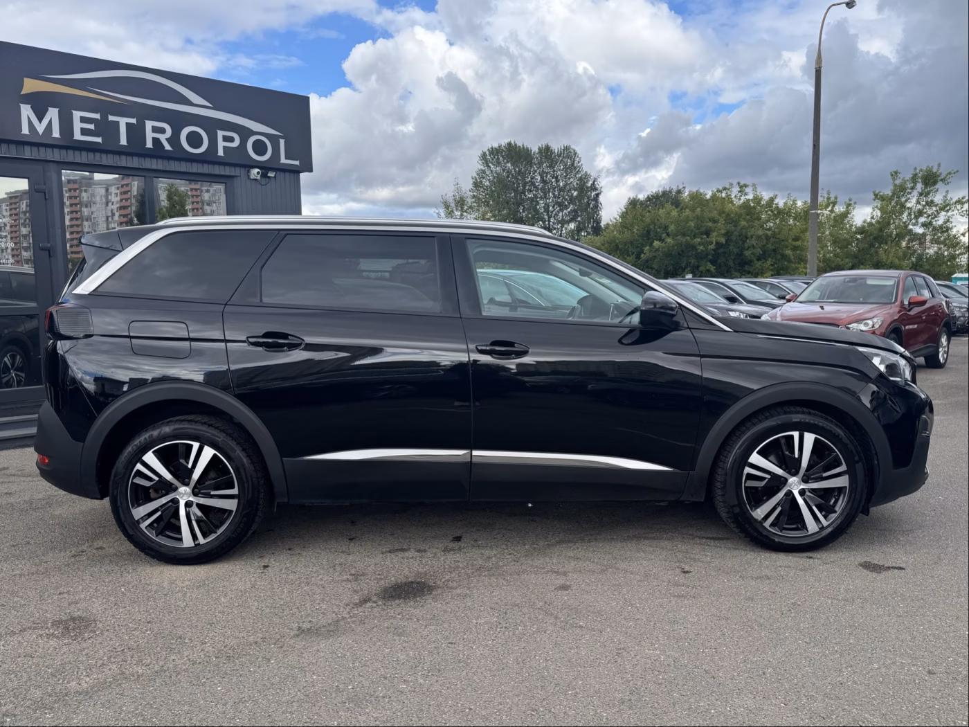 Peugeot 5008 фото 8