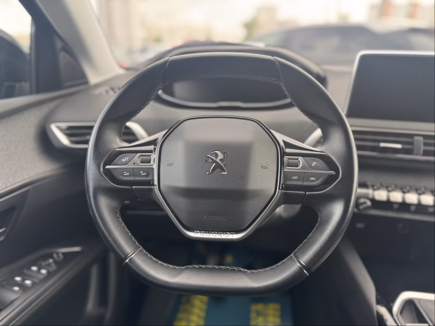 Peugeot 5008 фото 24