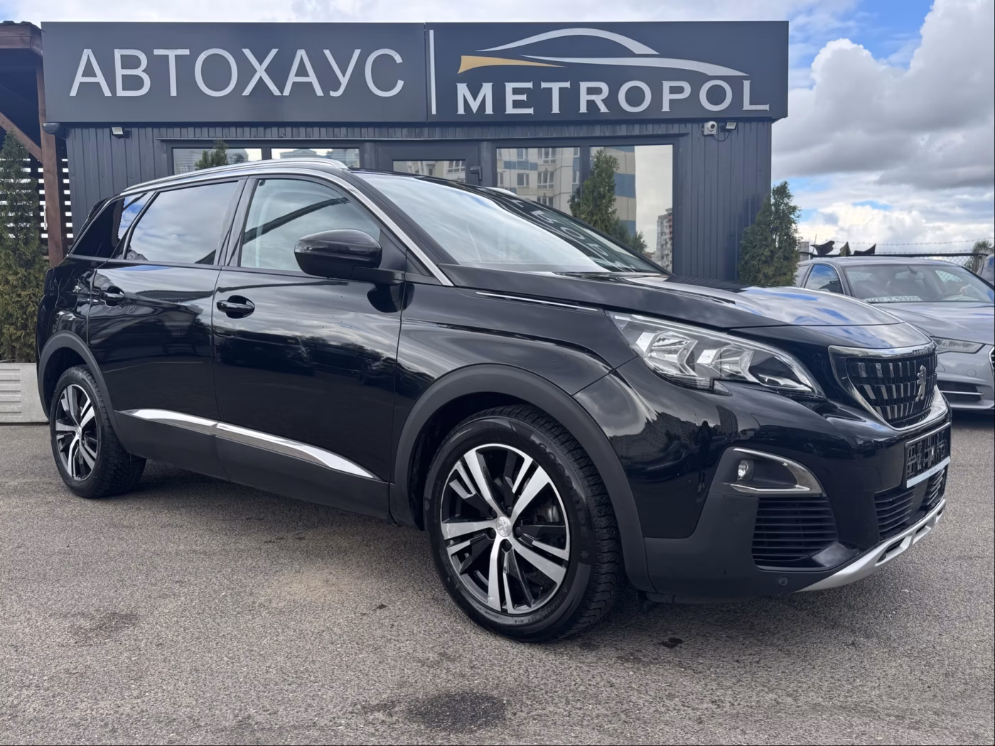 Peugeot 5008 фото 2