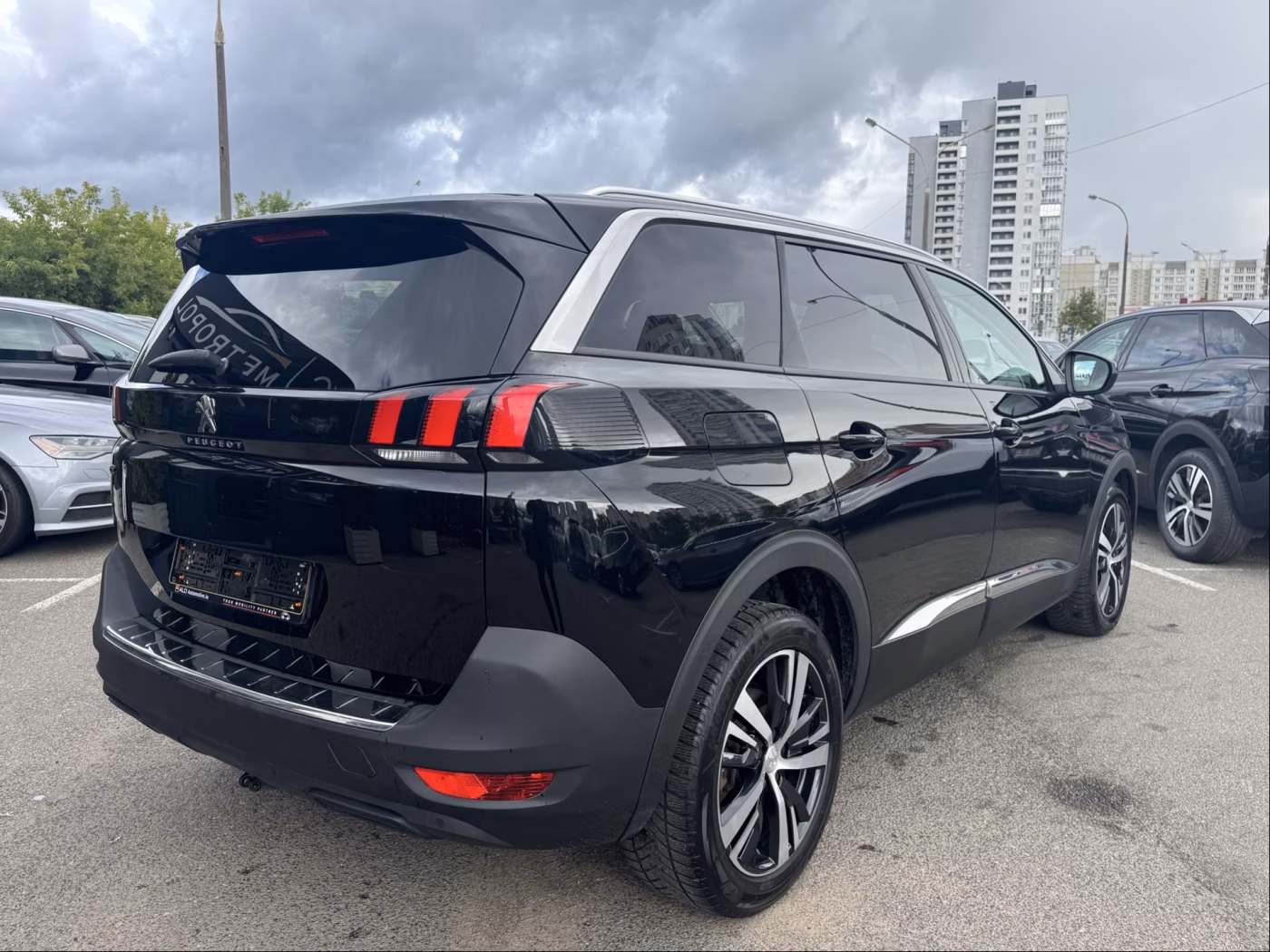 Peugeot 5008 фото 7