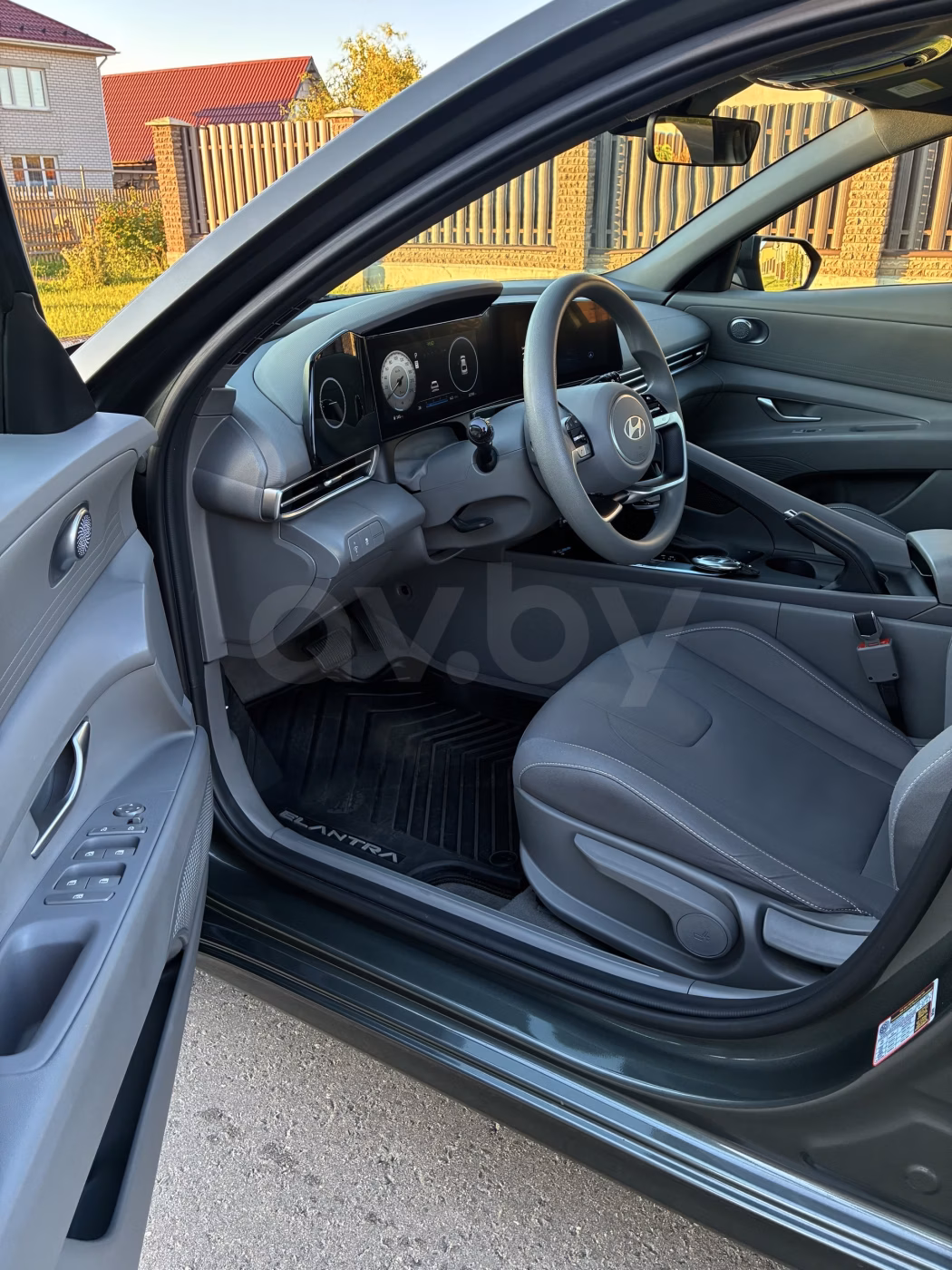 Hyundai Elantra фото 7
