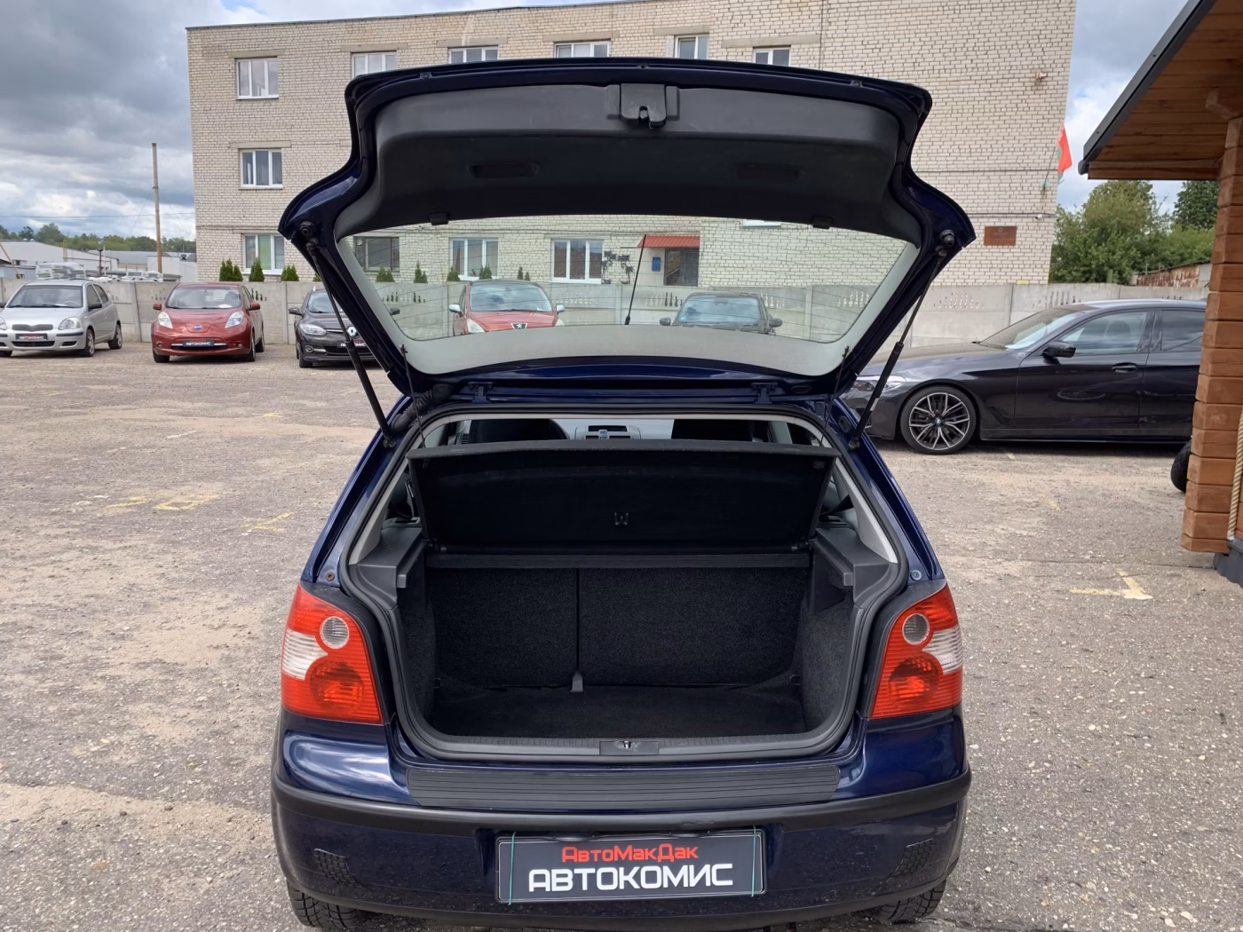 Volkswagen Polo фото 8