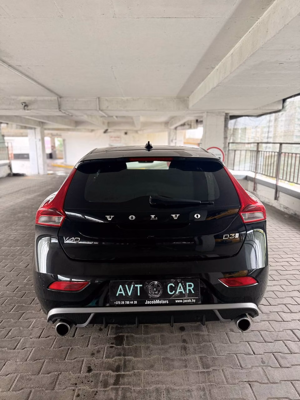 Volvo V40 фото 6