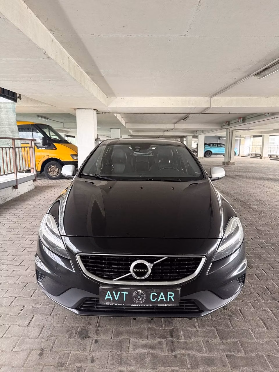 Volvo V40