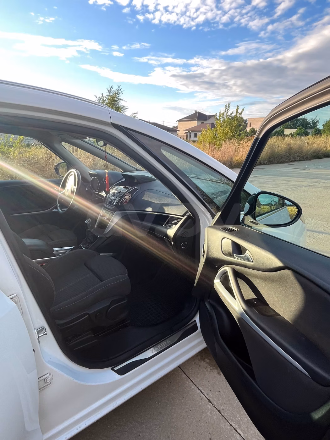 Opel Zafira фото 3