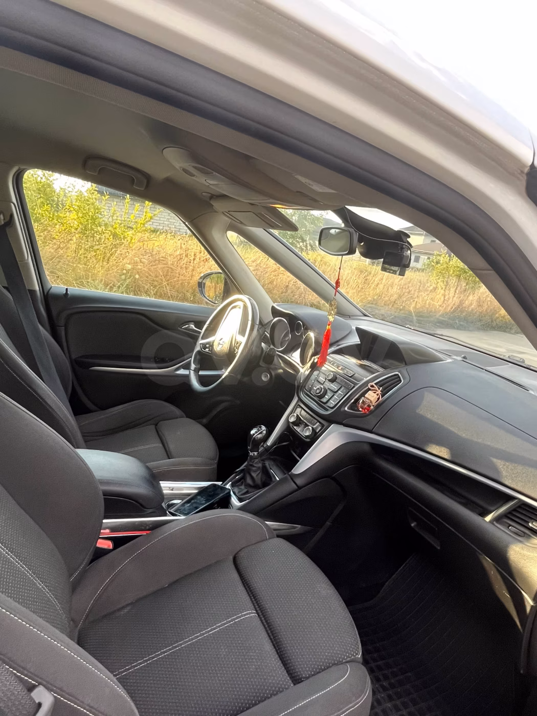 Opel Zafira фото 4
