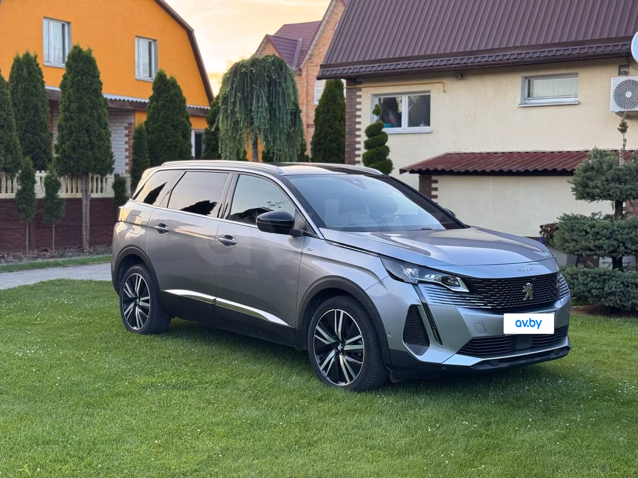 Peugeot 5008 фото 5