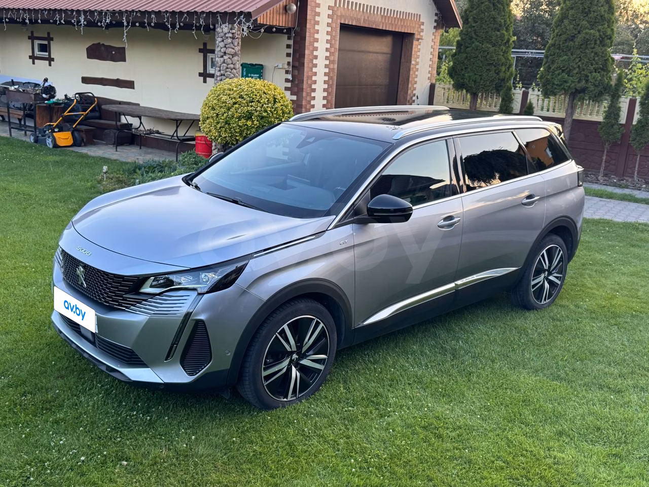 Peugeot 5008 фото 9
