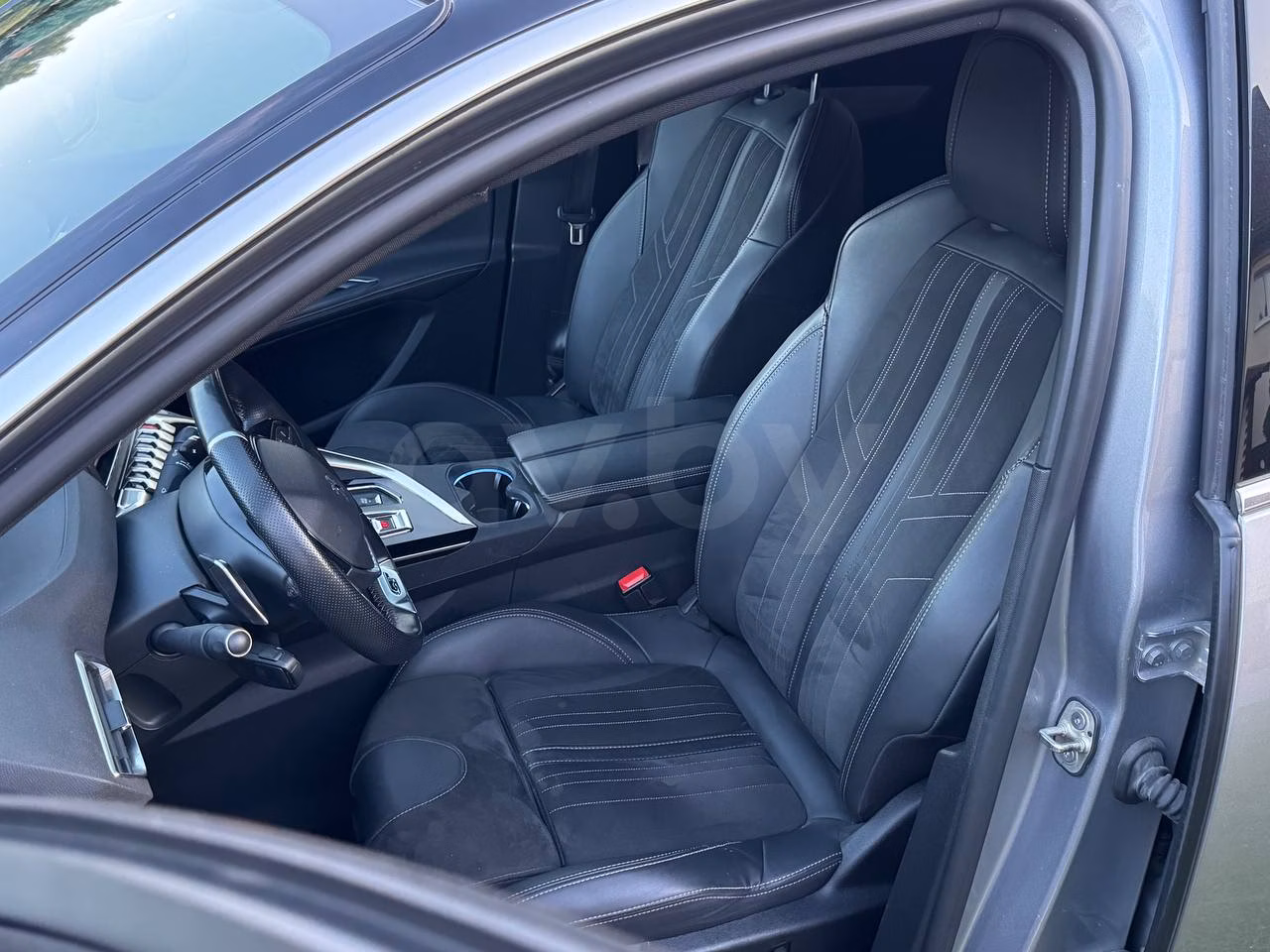 Peugeot 5008 фото 15