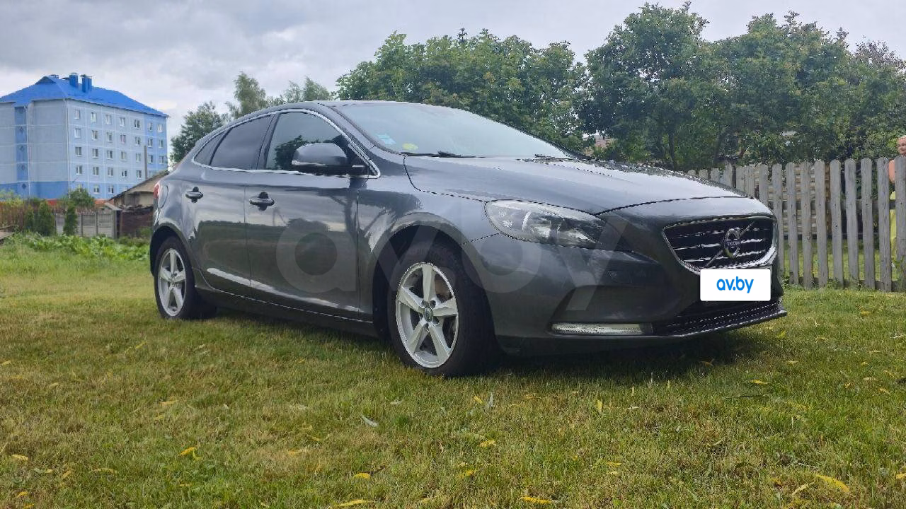 Volvo V40