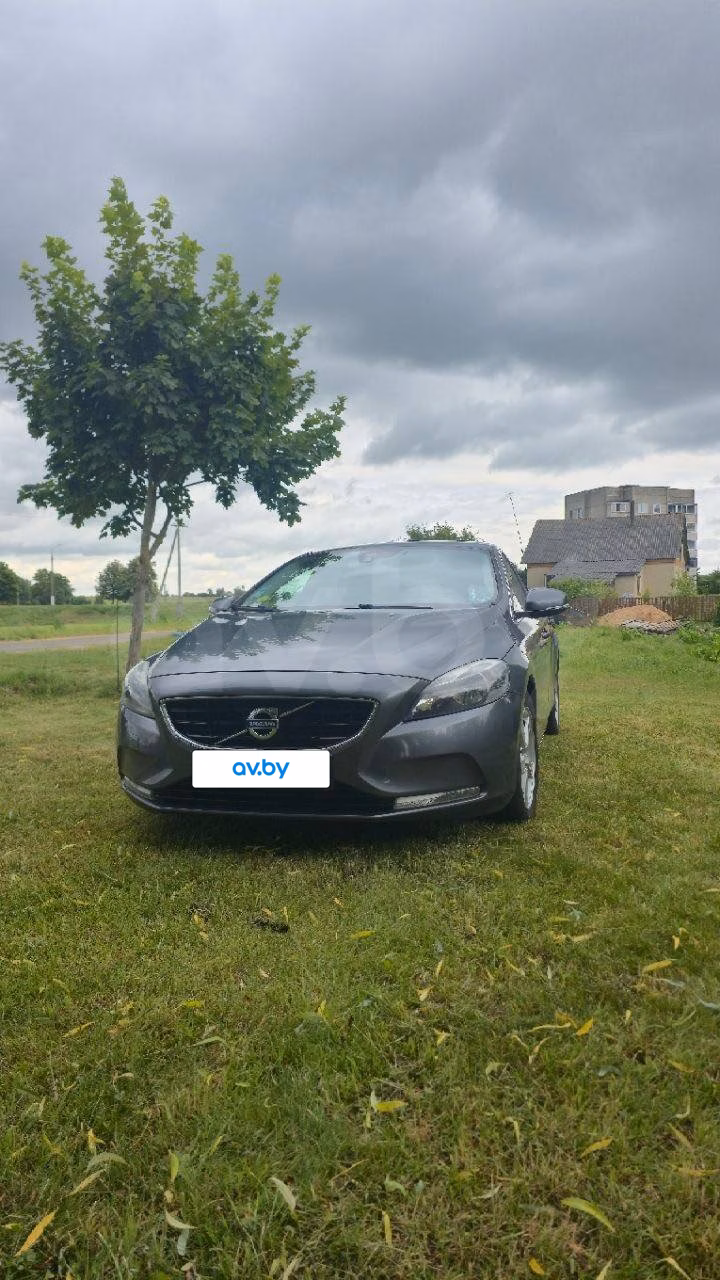 Volvo V40 фото 5