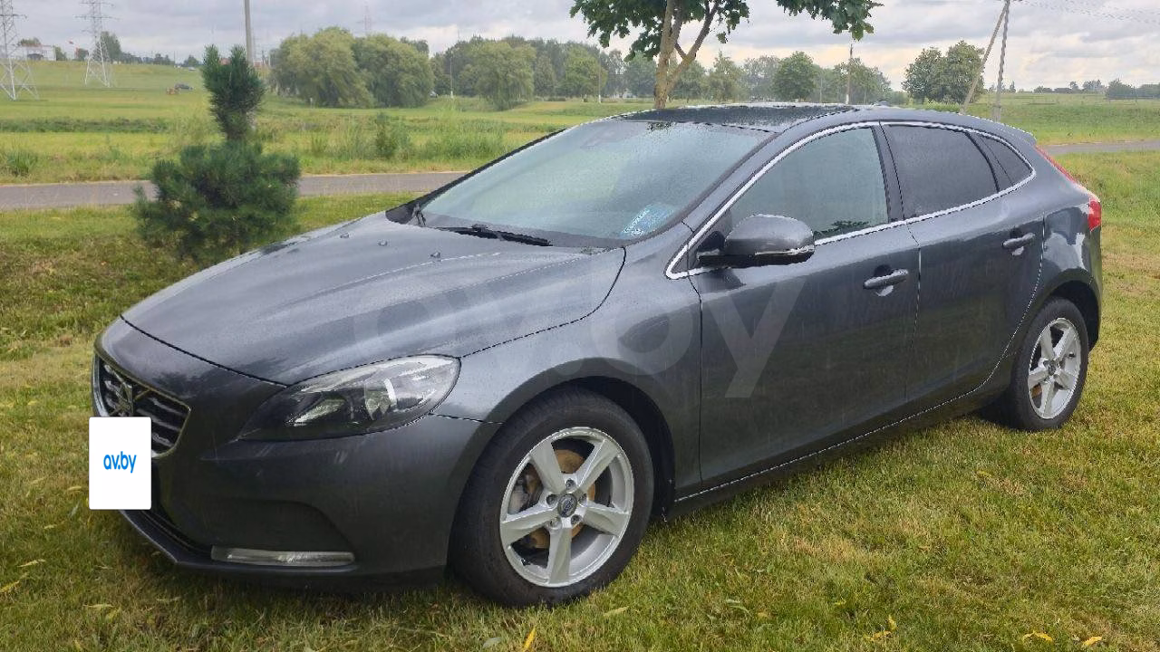 Volvo V40 фото 6