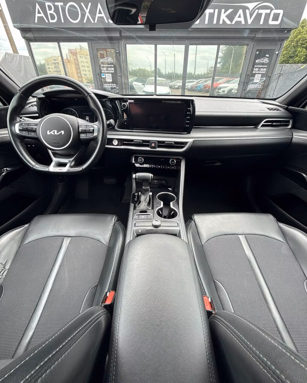 Kia K5 фото 7
