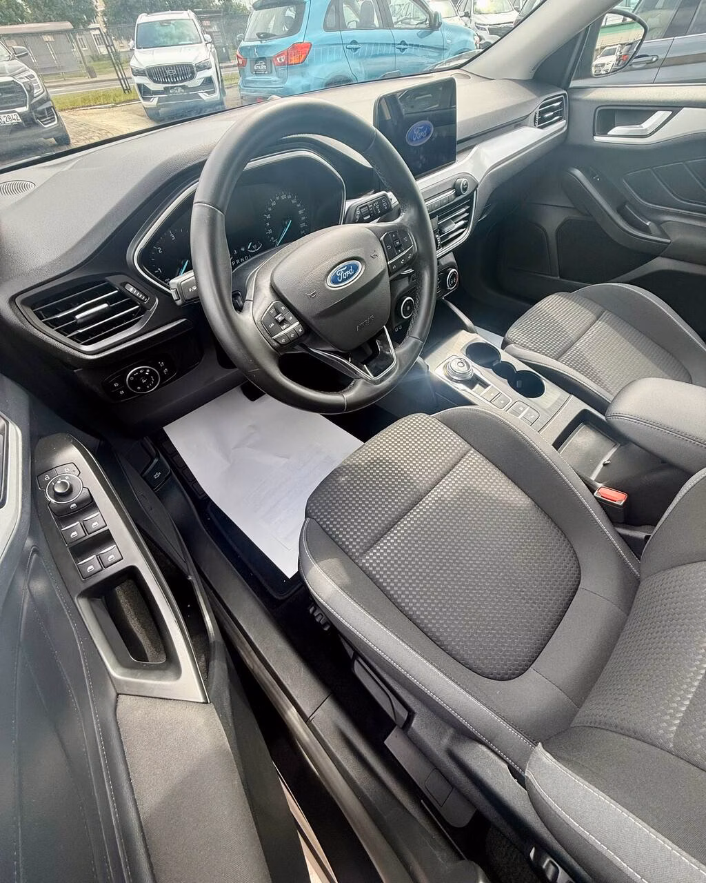 Ford Focus фото 9