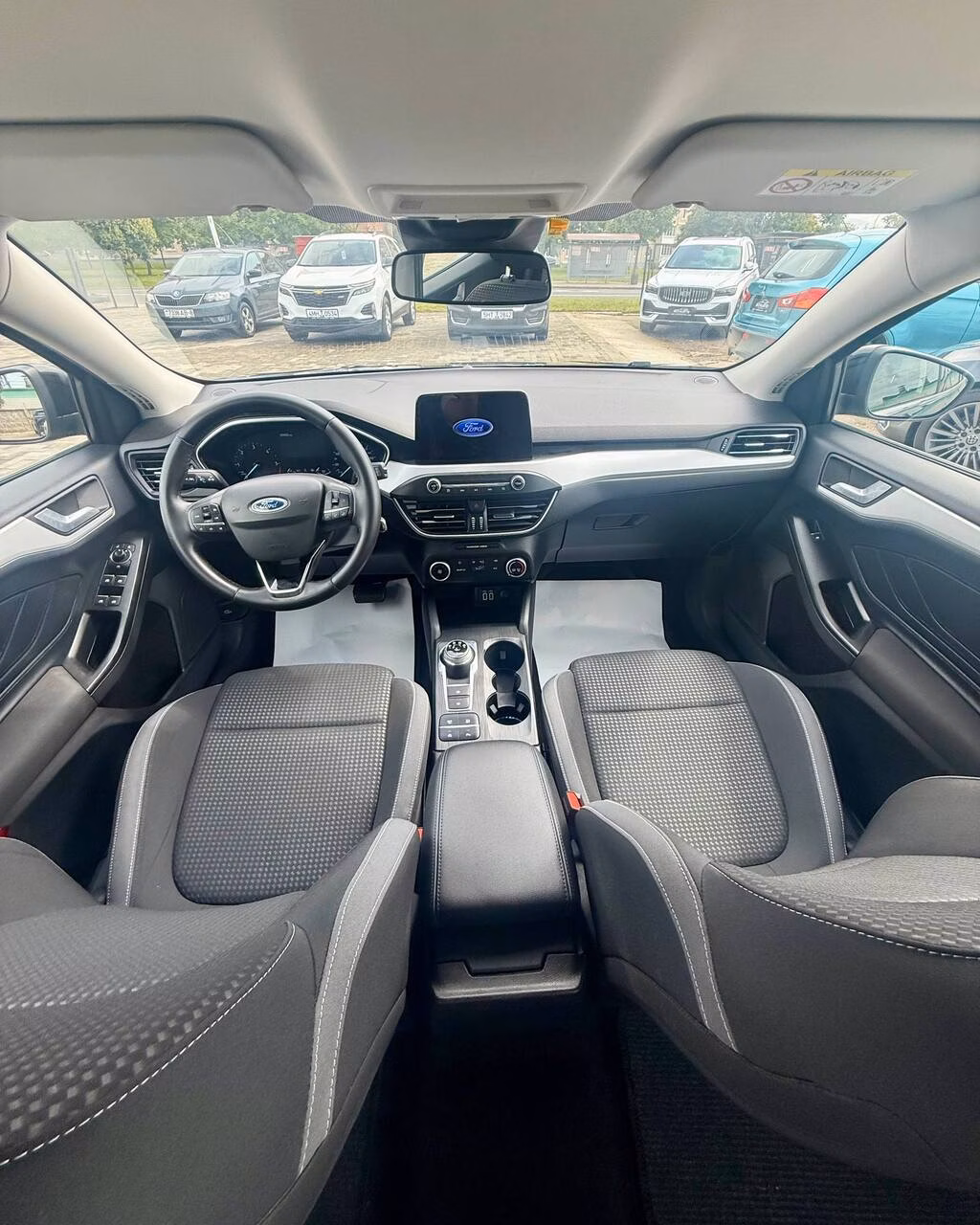 Ford Focus фото 10