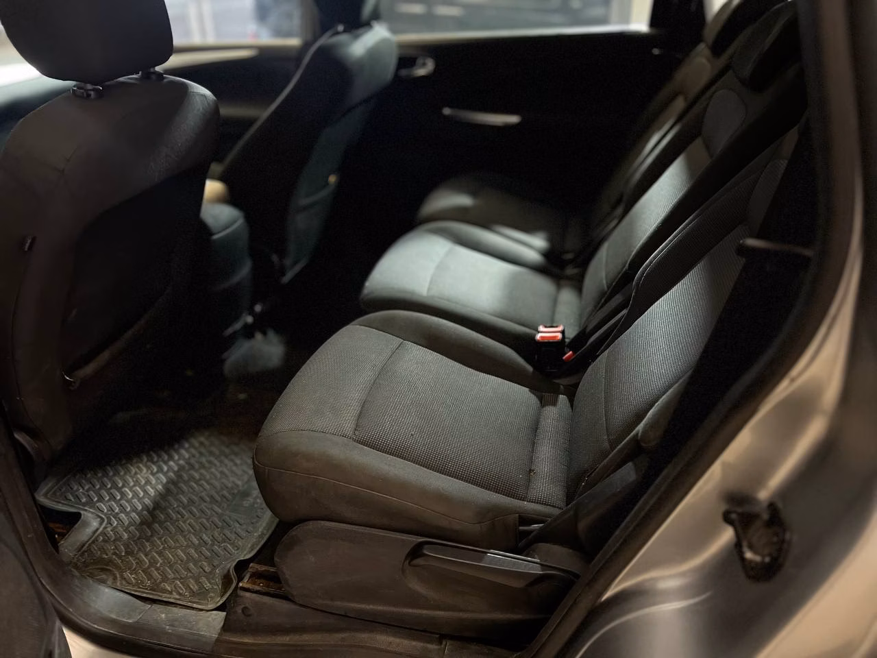 Ford S-MAX фото 8