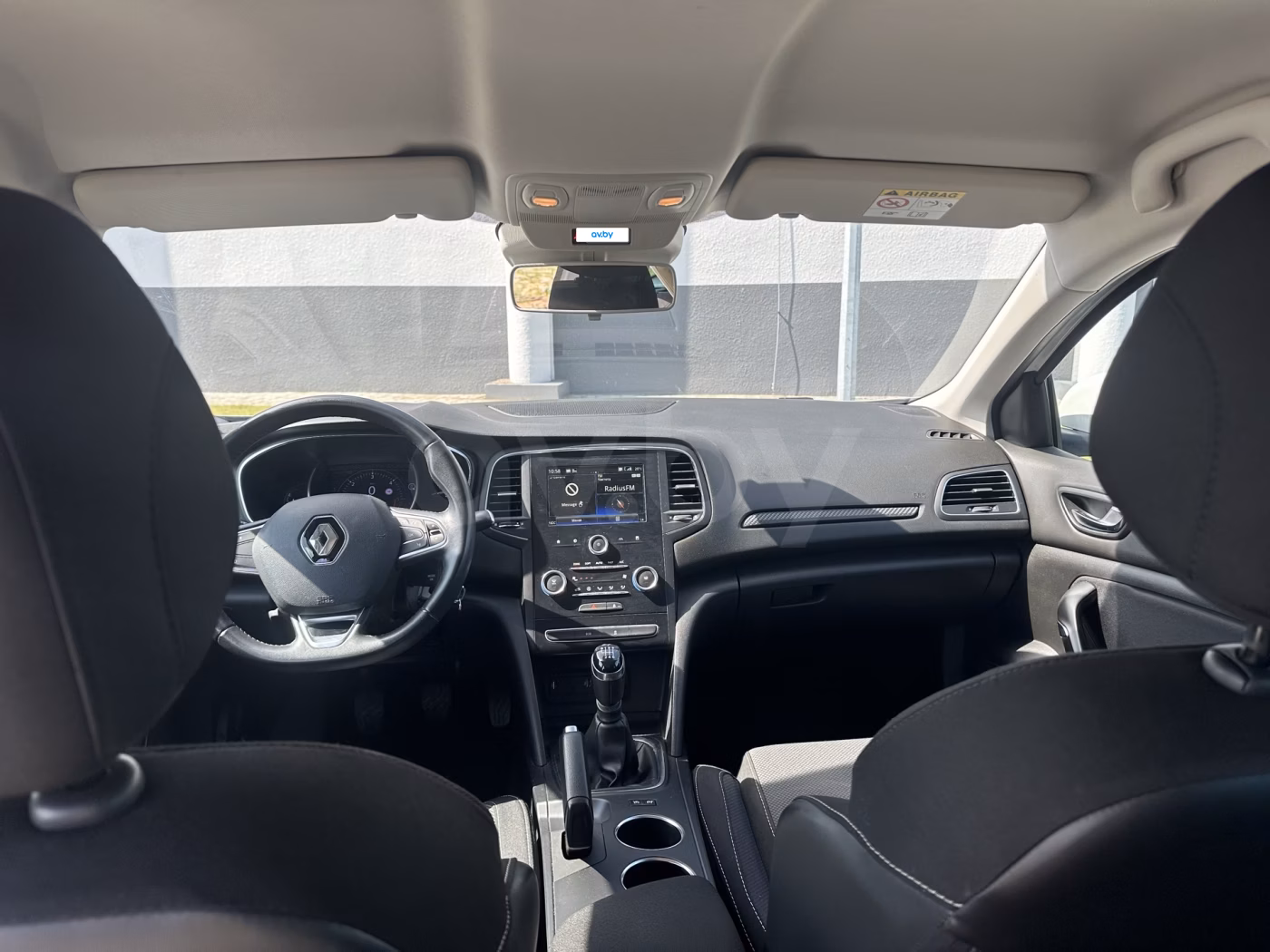 Renault Megane фото 10