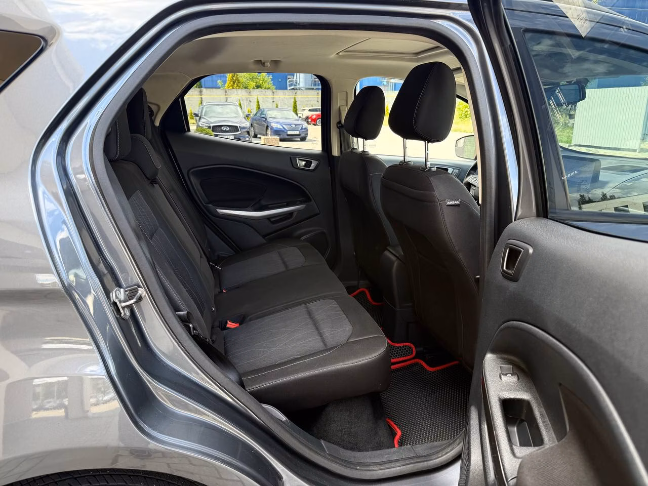 Ford EcoSport фото 21