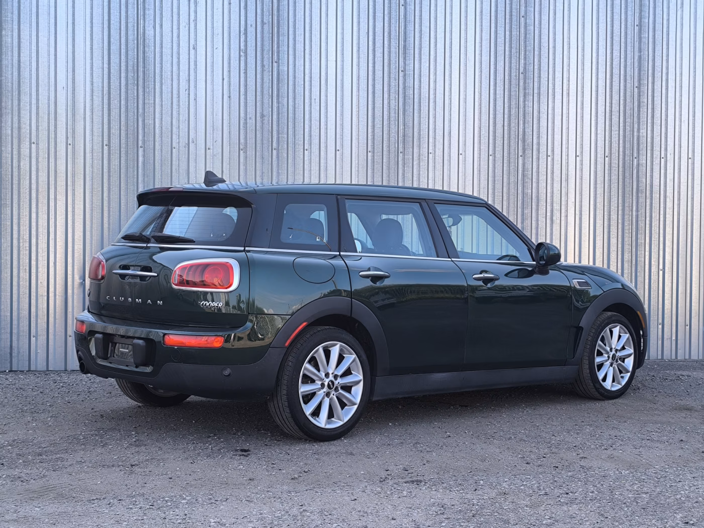 MINI Clubman фото 2