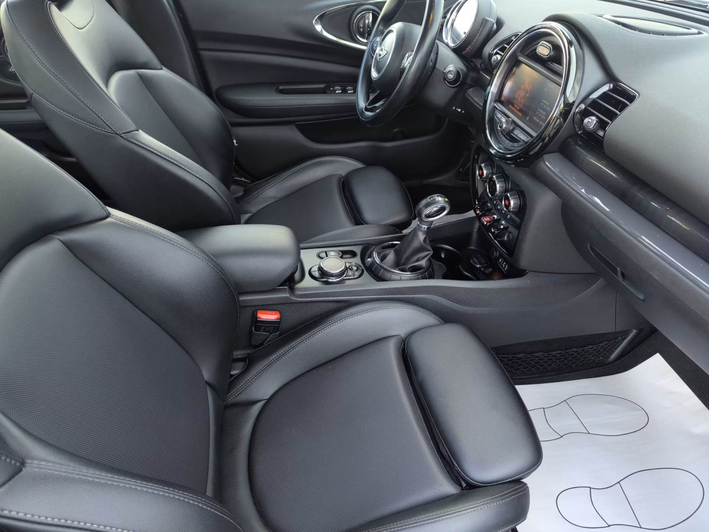 MINI Clubman фото 14