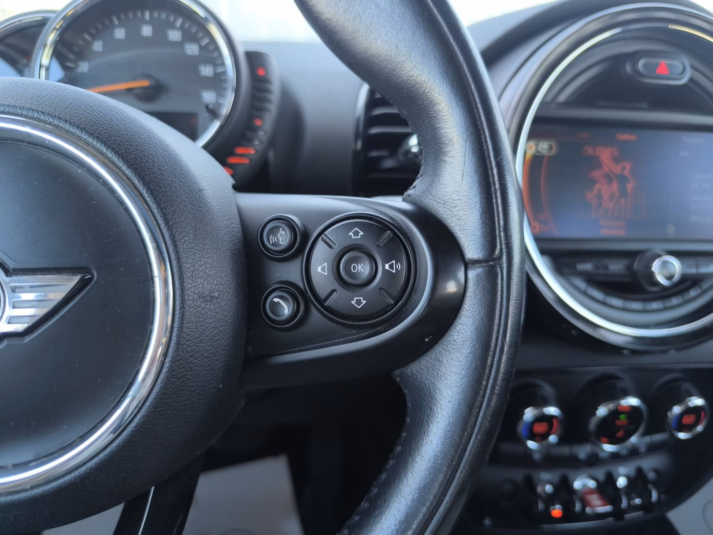 MINI Clubman фото 23