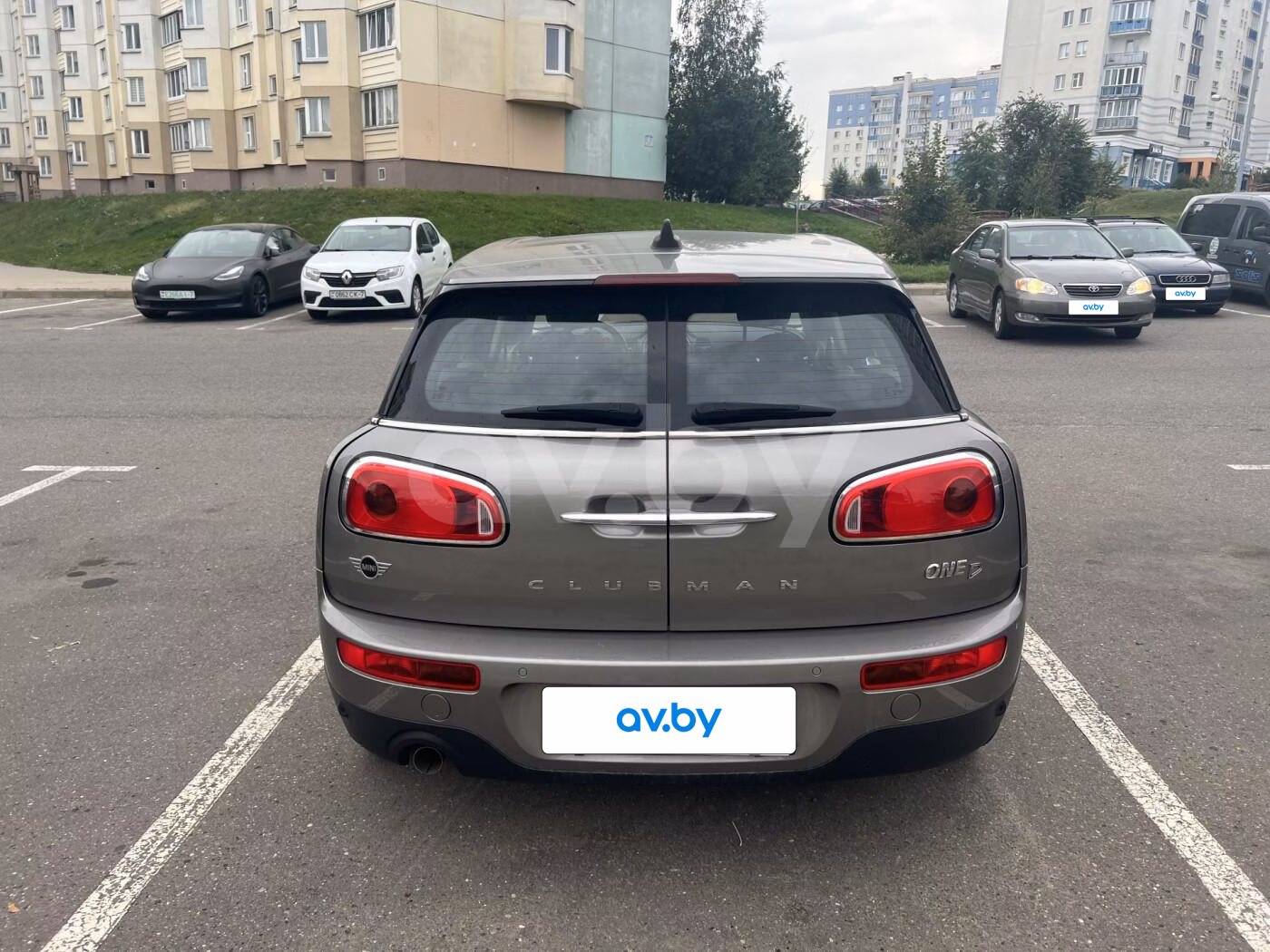 MINI Clubman фото 8