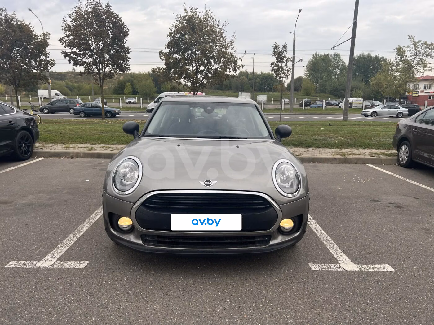 MINI Clubman фото 9