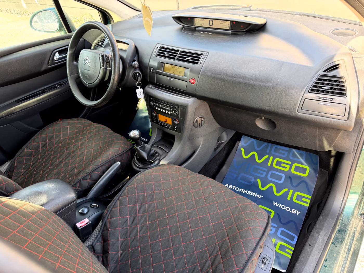 Citroen C4 фото 15