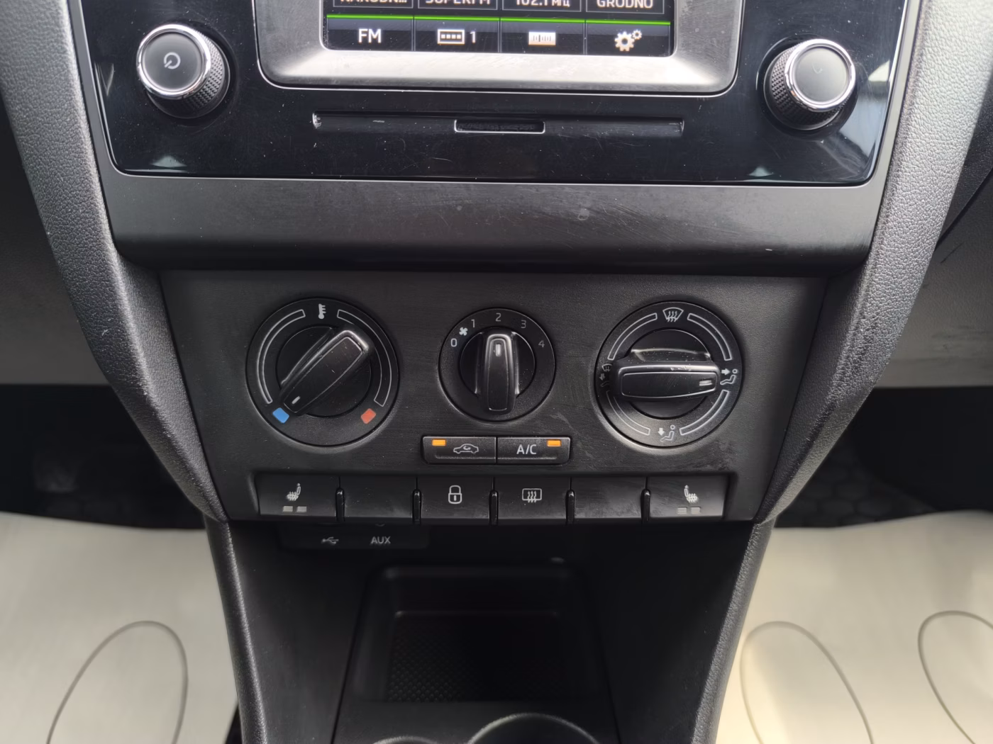 Skoda Rapid фото 21