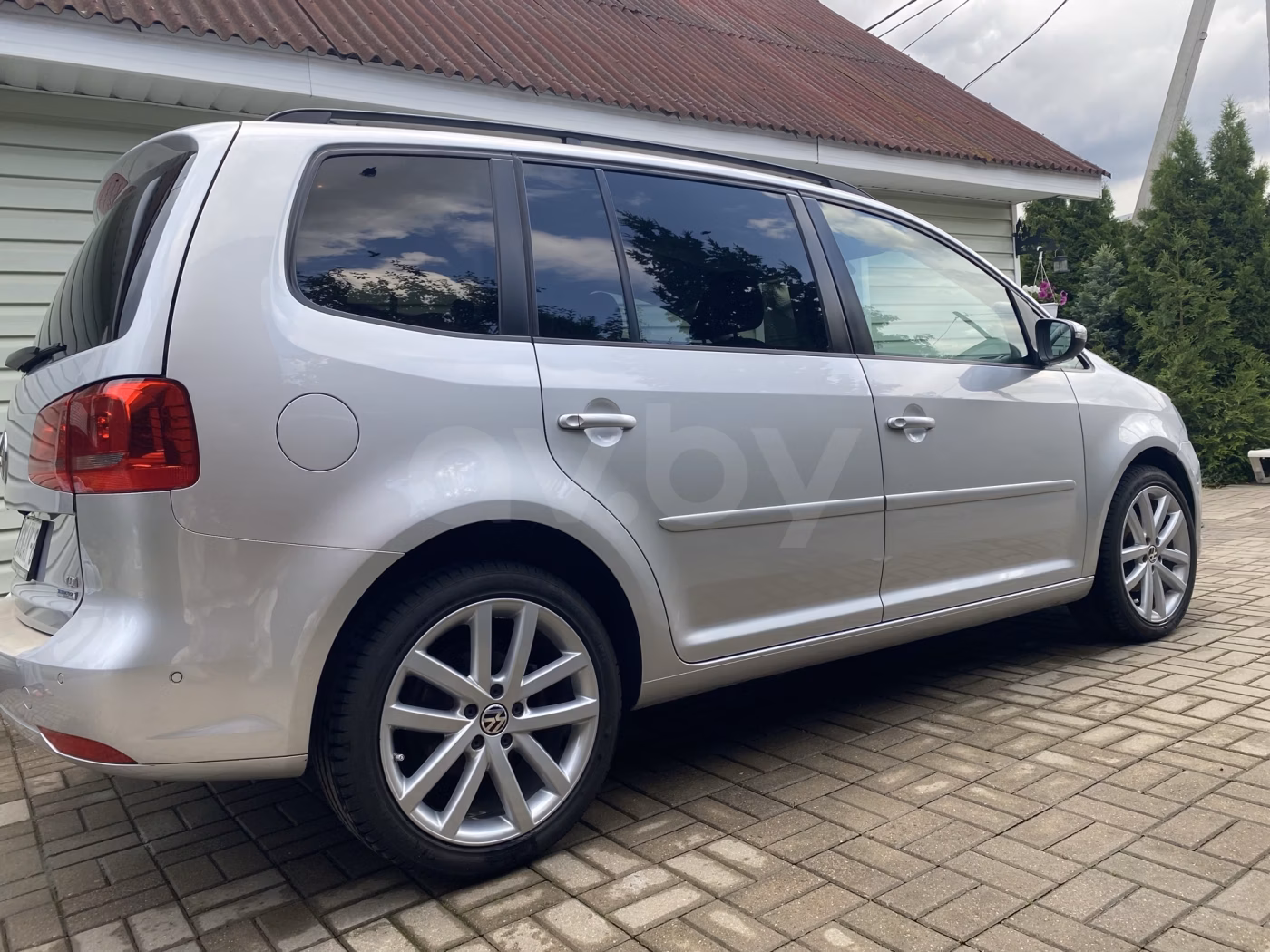Volkswagen Touran фото 11