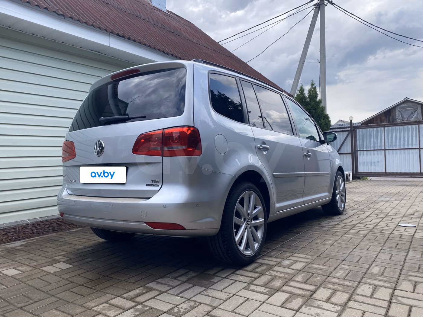 Volkswagen Touran фото 12